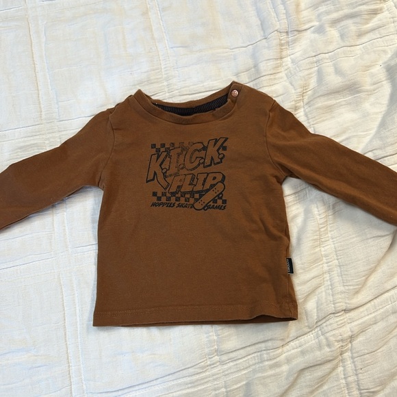 🍒2 for $10!🍒Noppies Kick Flip Long Sleeve Top - Picture 2 of 3